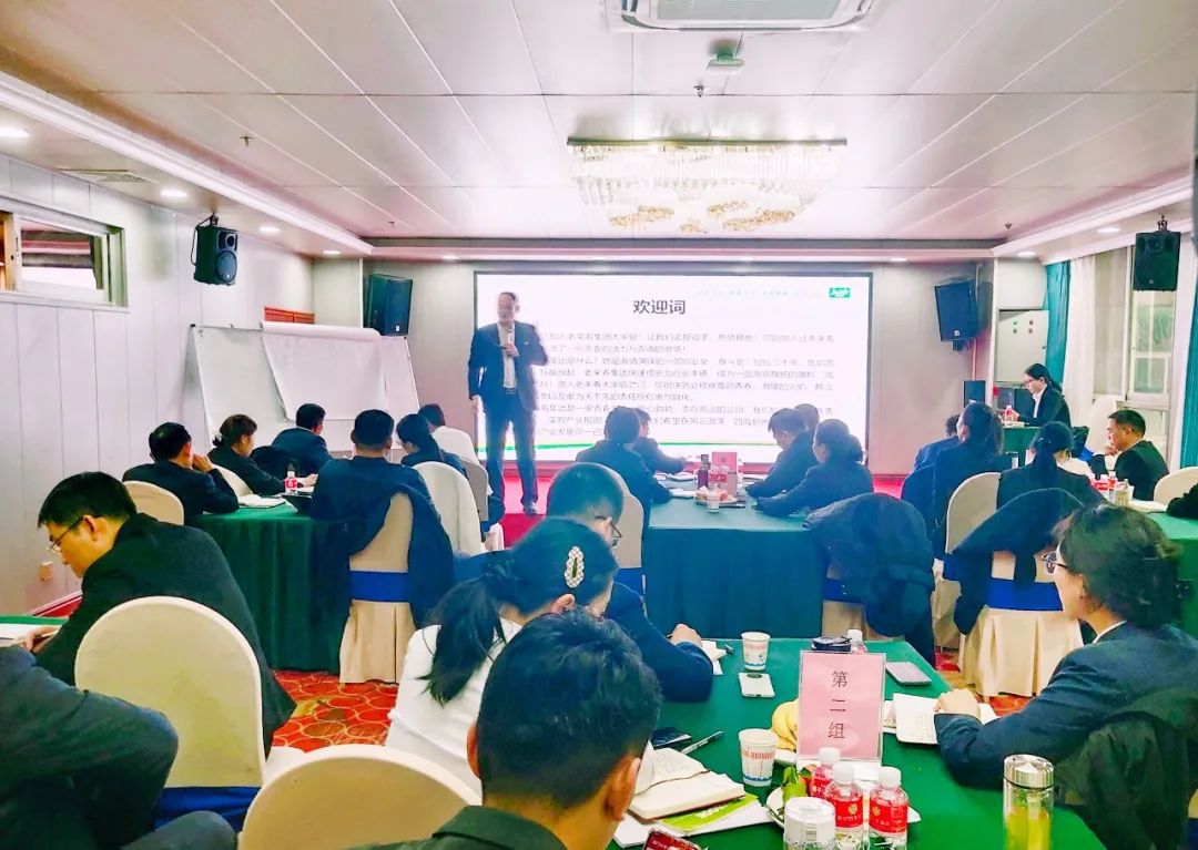 ��������רעΪ����·���ϵ�����ƽ̨