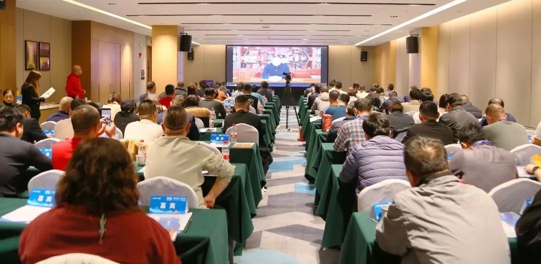 ��������רעΪ����·���ϵ�����ƽ̨