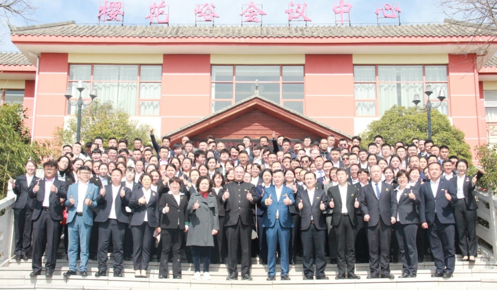 ��������רעΪ����·���ϵ�����ƽ̨